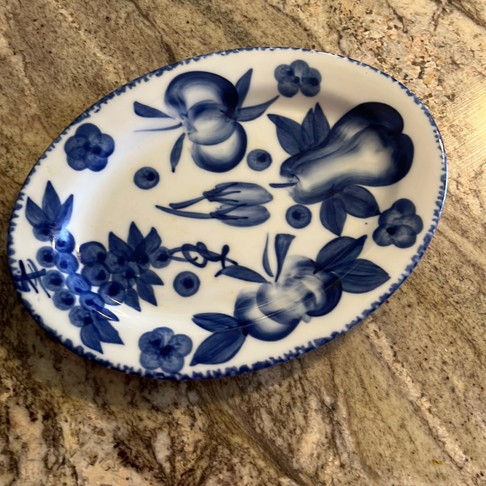 Beautiful OVAL Plate 
Stamped Vintage Nantucket Distributing Co 
9.25” long